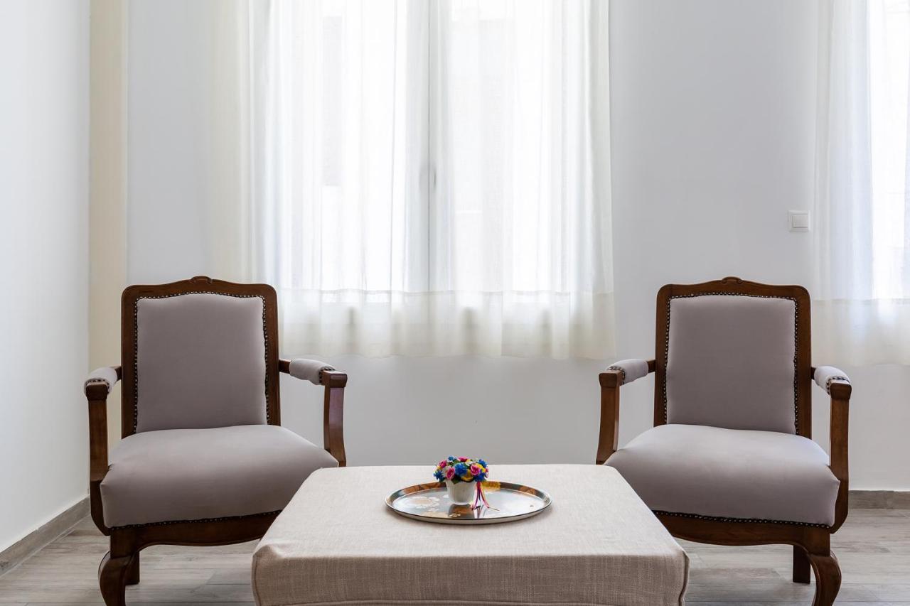 Syraino Apartment Skopelos Town Bagian luar foto